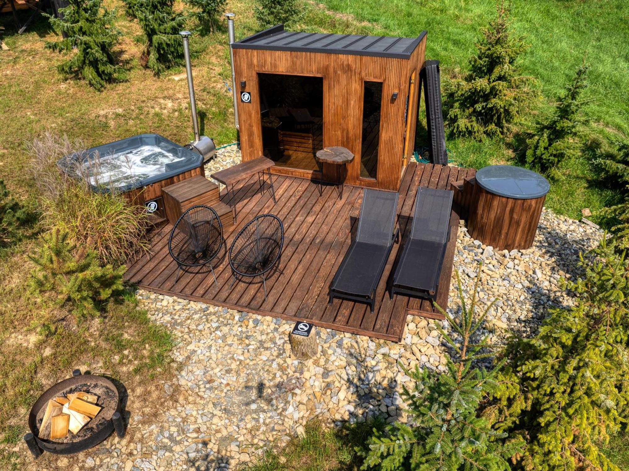 Black Deer - Z Sauna Na Tarasie, Jacuzzi I Widokiem Na Gory - By Deer Hills Luxury Apartments Kocon Εξωτερικό φωτογραφία